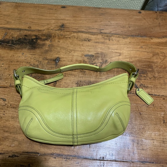 Coach Handbags - Coach Great Condition Lime Leather Purse